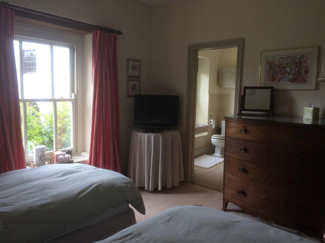 Tabor House B&B Fishguard Kültér fotó